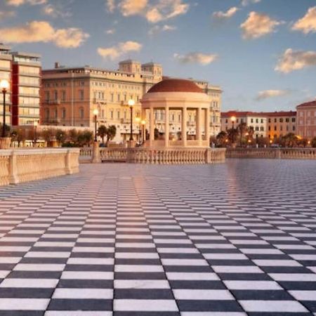 Appartamento Il Porto 利沃诺 外观 照片